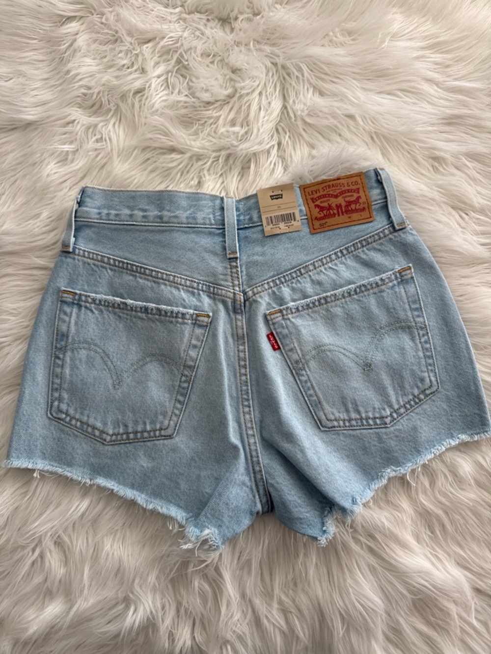 Light Blue Denim Shorts Levi's 501 Distressed - Picture 3 of 8